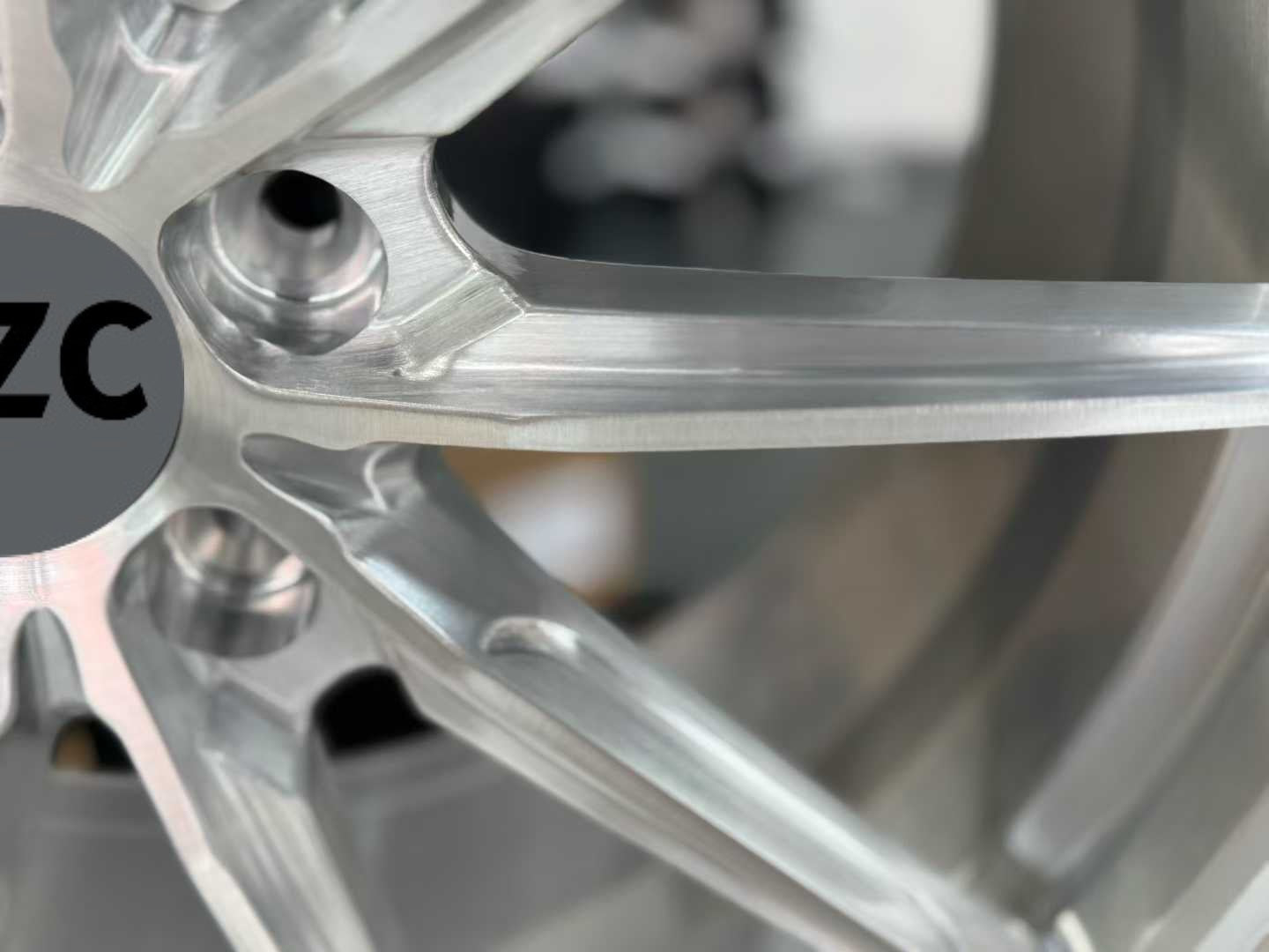 Customized racing wheels