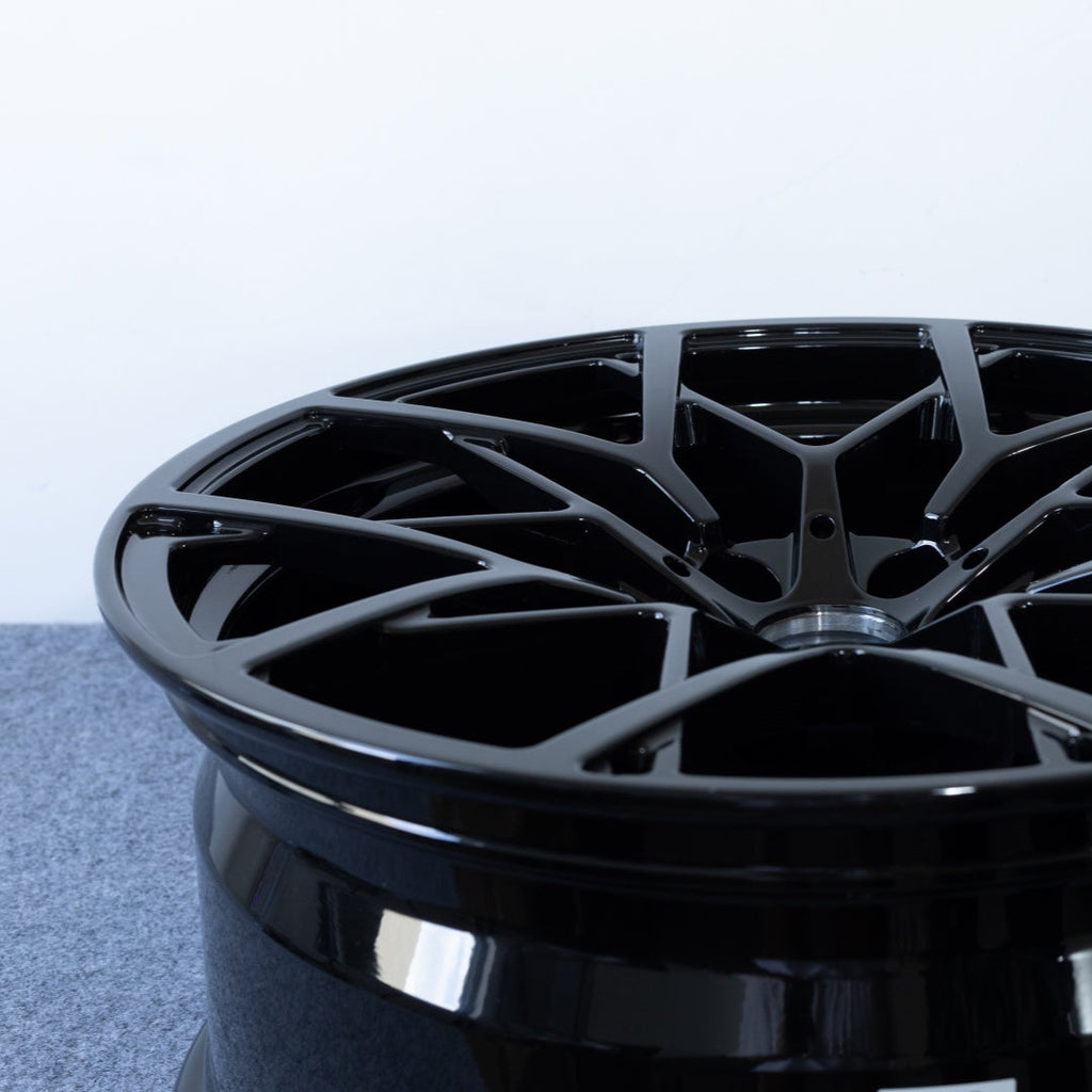 Forged wheel hub compatible with BMW models